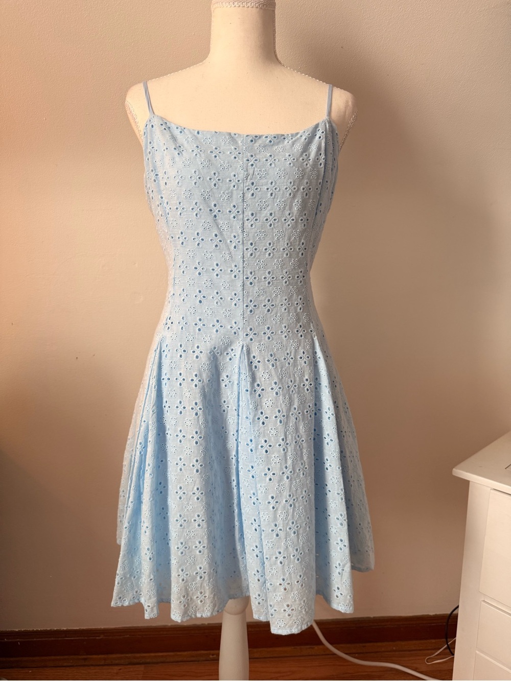 All In Favor Light 100% Cotton Shell Blue Eyelet Mini Dress - Picture 2 of 8